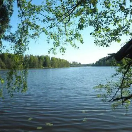 Loma-asunnot Holiday Kolinnokka Lohja